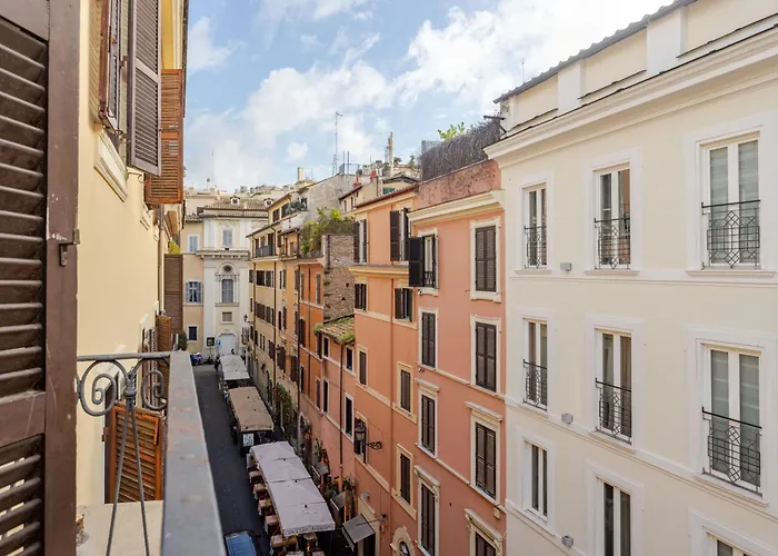 Piazza Di Spagna 2 Bedrooms And 5 Juliet Balcony * Rom